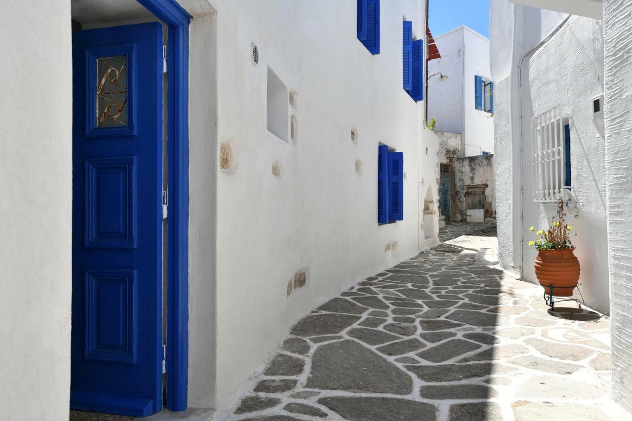 Adriana * Parikia (Paros)
